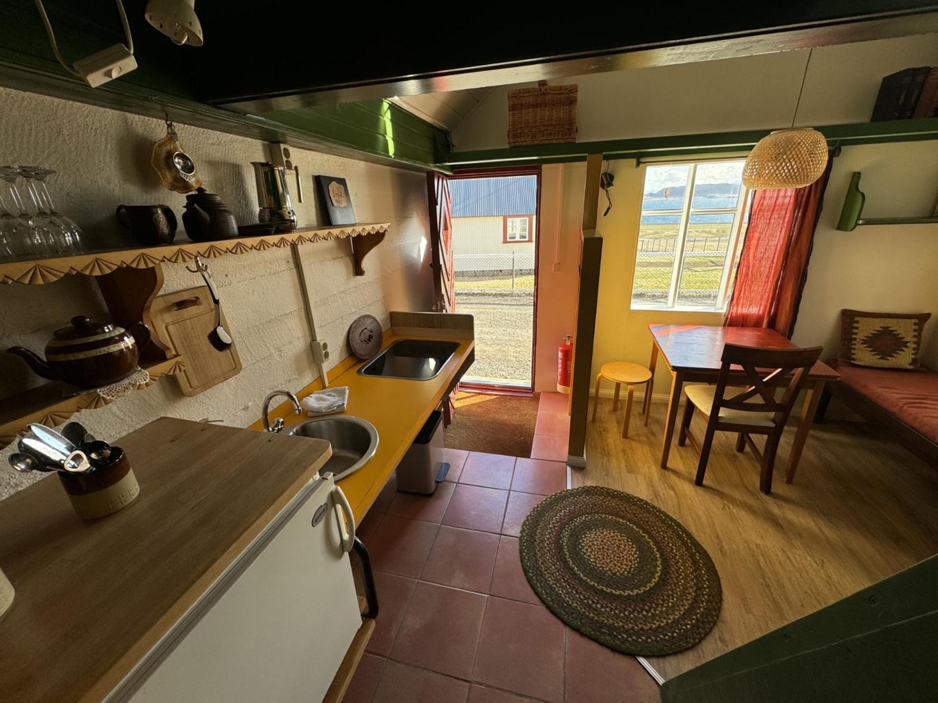 Berunes Hi Hostel ภายนอก รูปภาพ